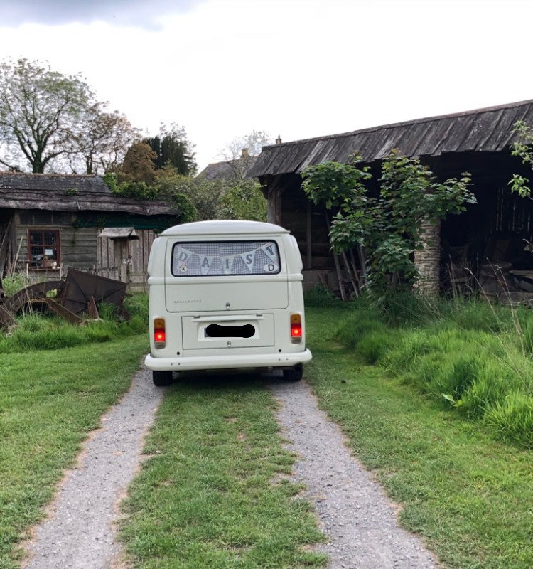 Daisy leaving Bredy Farm